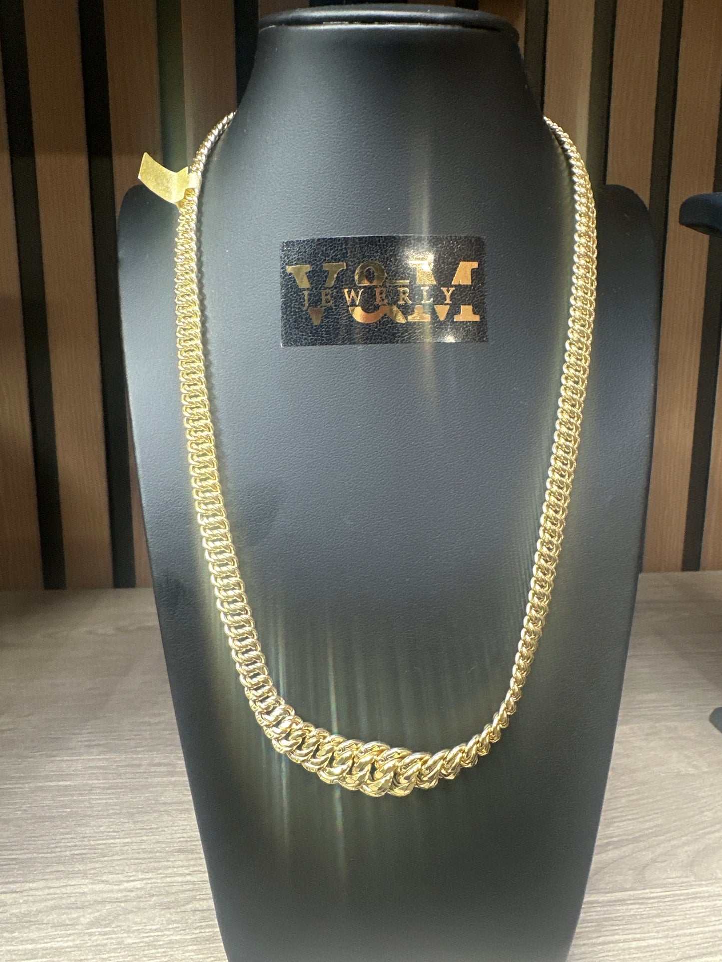 Designer Choker with Heart Pendant in 10K and CZ - No.2